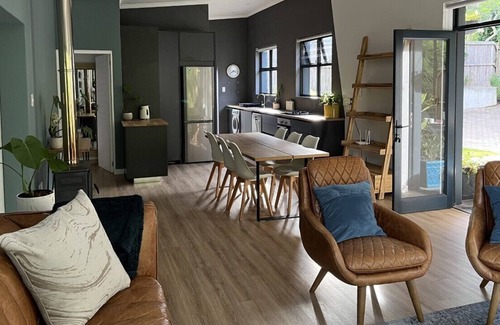 George House | Modern home in tranquil nature