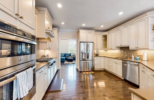 Mashpee Neck House | Modern home with dog-friendly yard, private pool/hot tub, pickleball & fast WiFi