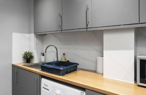 Gorgie Apartment | Modern&Homely Flat|City Centre