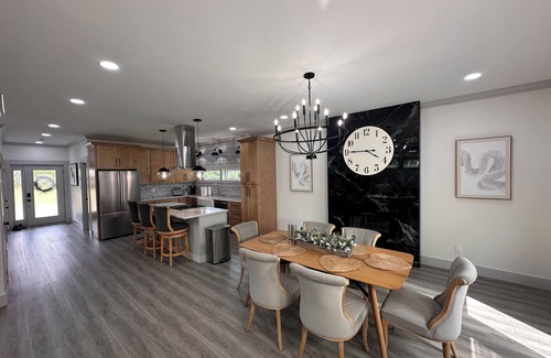 Gastonia House | Modern house 3-bedroom and office with WiFi and AC in Gastonia