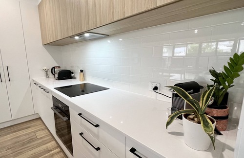 Warradale House | Modern House Easy to Maintain Close to Train Station, Westfield, Cafes and Beach
