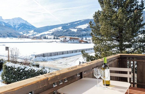 Valdaora di Mezzo Apartment | Modern "Hus Apartment - Nr. 3" with Balcony, Garden & Wi-Fi