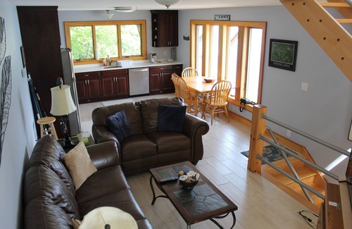 Hammondsport House | Modern Lakefront home