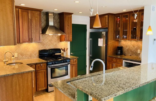 Eagle Lake House | Modern lakefront house, spectacular views and recreation equipment!
