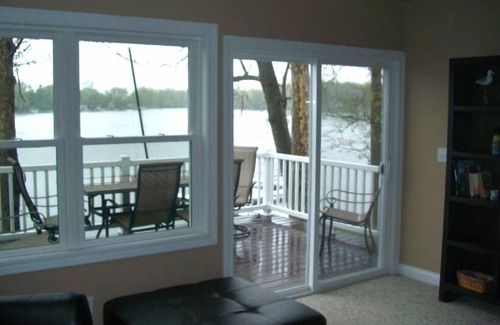 Leesburg House | Modern Lakefront Home on Sechrist Lake (Barbee Chain of Lakes)