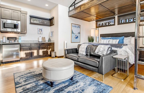 Spicewood Cabin | Modern lakeside cabin with loft, outdoor kitchen, alfresco dining, soaking tub