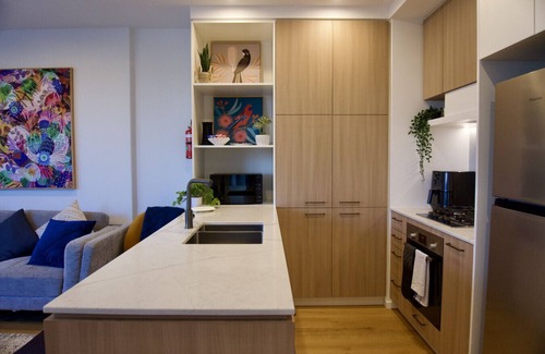 Heidelberg Heights Apartment | Modern Living - 2BR 2Bath Stay