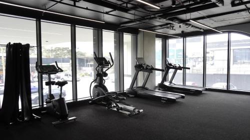 Heidelberg Heights Apartment | Modern Living - 2BR 2Bath Stay