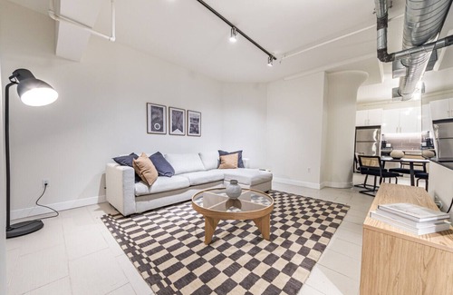 Historic Core Apartment | Modern Loft | 1BR in Downtown LA with Rooftop!