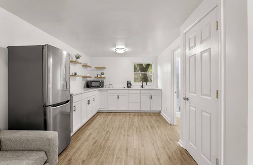 Greater Valley Brook House | Modern Loft Carriage House