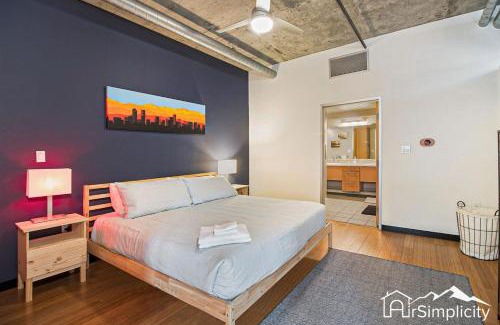 LoDo House | Modern Loft W Patio & Gym Near Union Station