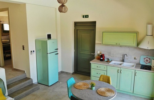 Trochalia House | Modern luxurious suite with private pool and sea view, Suite (NI)