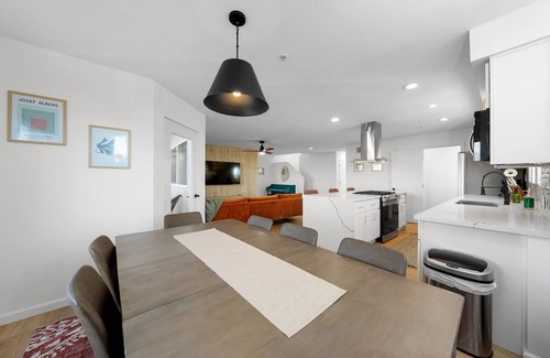University Heights House | Modern Luxury 3/3 new townhouse in North Park with 360 rooftop views!