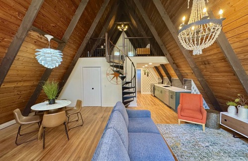 Bynum House | Modern Luxury A-Frame Retreat on a 2-acre Pond. Weekly & monthly discounts.