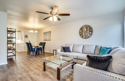 Tucson Condo | Modern Luxury Foothills Condo with Gorgeous Mountain Views.