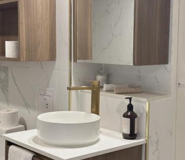 Woolloongabba Apartment | Modern Luxury Gabba apartment