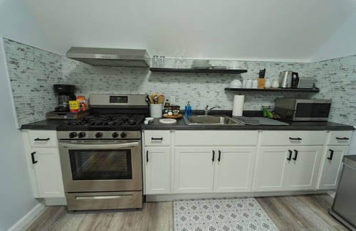 Schenectady Apartment | Modern, Luxury & Prime Location 2 Bedroom Apt