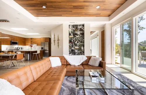 Monterey House | Modern Luxury - Carmel