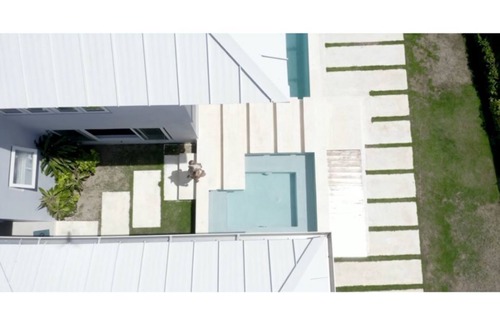 Silver Sands Villa | Modern, luxury villa in one of Jamaica's most exclusive gated beach communities.