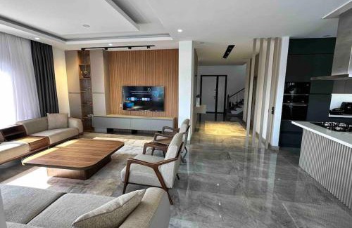 Dosemealti Villa | Modern Luxury Villa