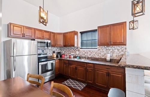 Tulane - Gravier House | Modern Mid-City Home | Mins - Superdome & Museums