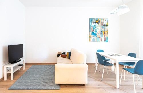 Bullona Apartment | Modern new apartment near Corso Sempione