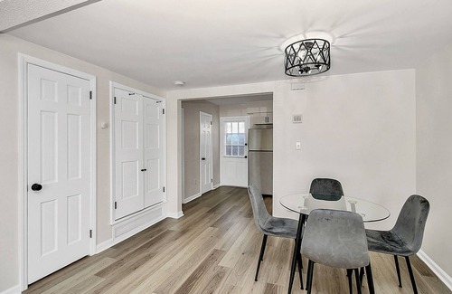 Executive Park House | Modern Oasis Close to South End