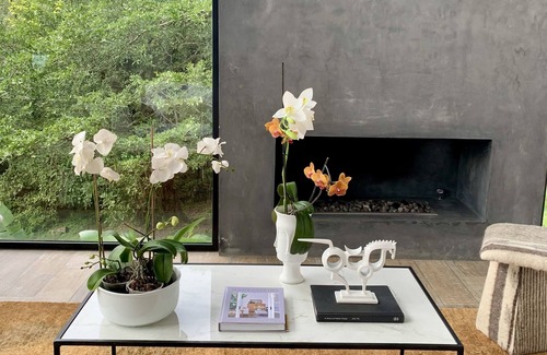 Alotenango House | Modern paradise at the golf resort