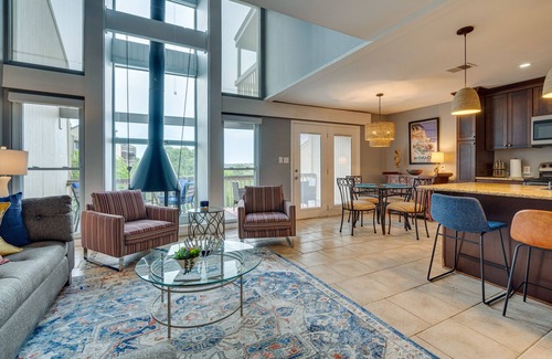Point Venture House | Modern Point Venture Vacation Rental w/Deck!