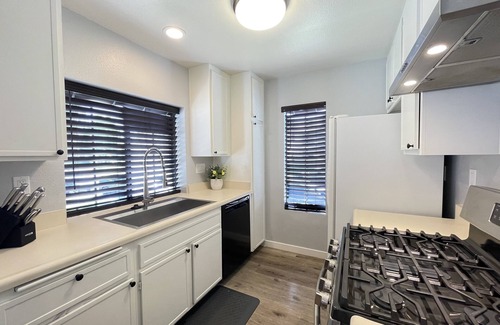 Mira Mesa Condo | Modern & Private Corner-Unit Condo in Central Mira Mesa
