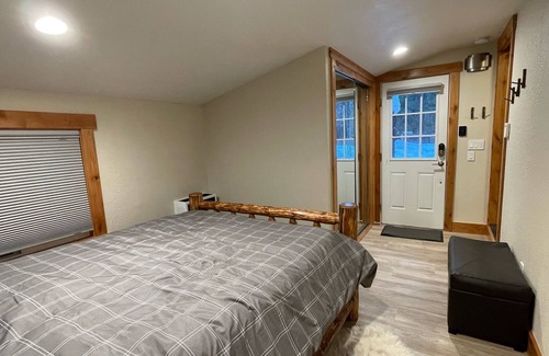 Tahoe Valley Cottage | Modern Private Cottage with Luxury Amenities