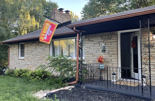 Independence House | Modern Ranch Home Near The Stadium!