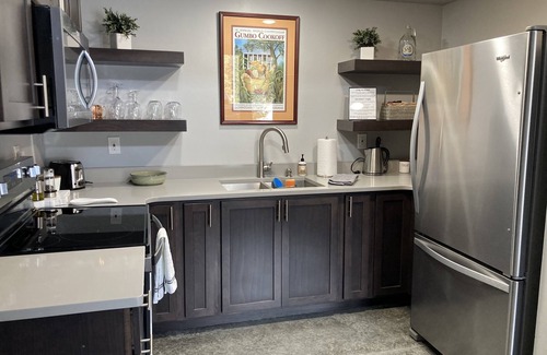 Clancy Cottage | Modern Relaxing Escape - The Clancy Cottage