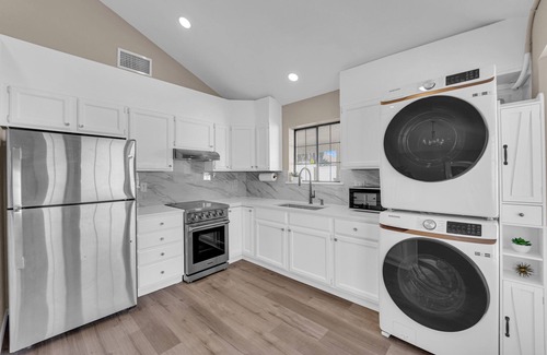 Canyon Gate House | Modern Renovated 2-Bedroom w/Pool