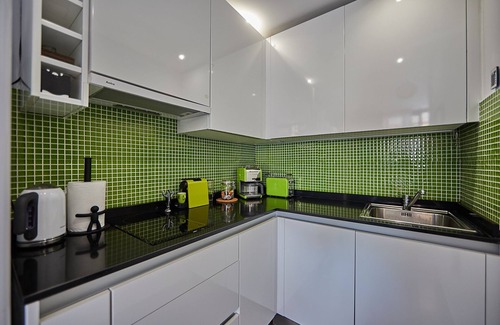 Playa del Ingles Apartment | Modern, renoveted, 150m Yumbo, 600m sandy beach. Wi-Fi Free. Fully equipped.