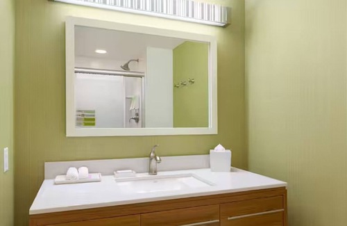 Newtonville Hotel | Modern Retreat: Pets Allowed, Onsite Pool. Close to Six Mile Waterworks!