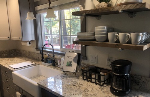 Kings Beach House | Modern Rustic Farmhouse/Large Deck/Walk to Beach/Restaurants/Safeway