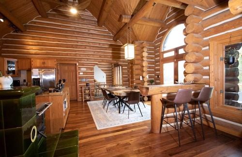 Millville Ski Chalet | Modern/Rustic Log Chalet loaded with amenties