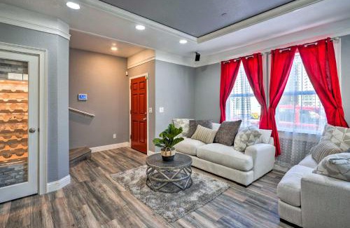 Southwestern Sacramento House | Modern Sacramento House about 12 Mi to Downtown!