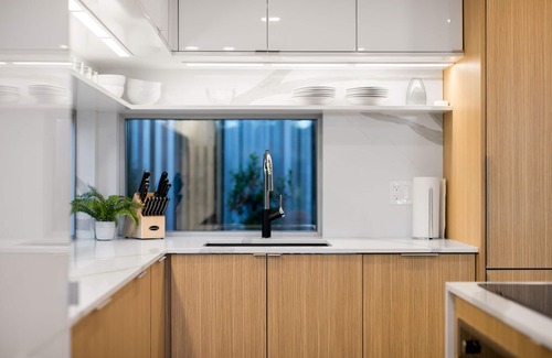 Halfmoon Bay Apartment | Modern Shipping Container Studio with Ocean Views