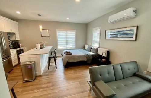 Central West End Apartment | Modern Studio Apartment in Central West end, BJ Hospital
