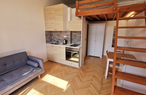 Vrsovice Condo | Modern studio with excellent transport links