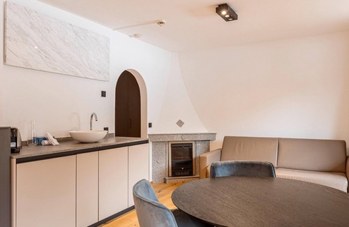 Vorderglemm Apartment | Modern suite directly on the ski slope