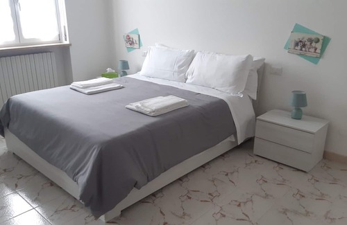 San Michele Apartment | Modern Sunny River & Park