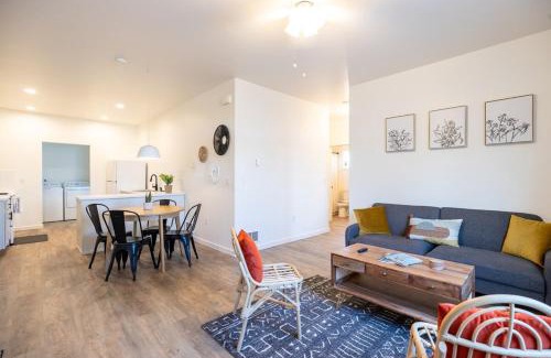 Evergreen House | Modern Townhome Enclosed Garage Wd