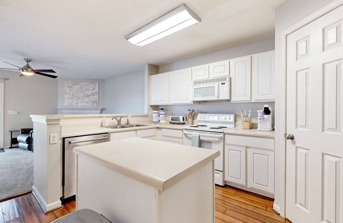 Nashboro Village House | Modern townhome with on-site golf & pool - water views, W/D, & central AC