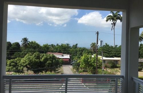 Saint Andrew House | Modern Townhouse, 2 bedrooms. Kingston