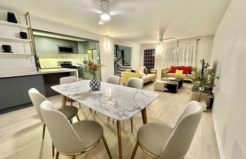 Albion House | Modern Townhouse- safe, gated community with pool