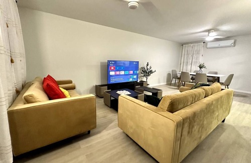 Albion House | Modern Townhouse- safe, gated community with pool