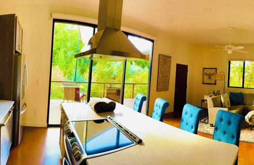 La Veta House | Modern Tranquil River Home w/Hot Tub